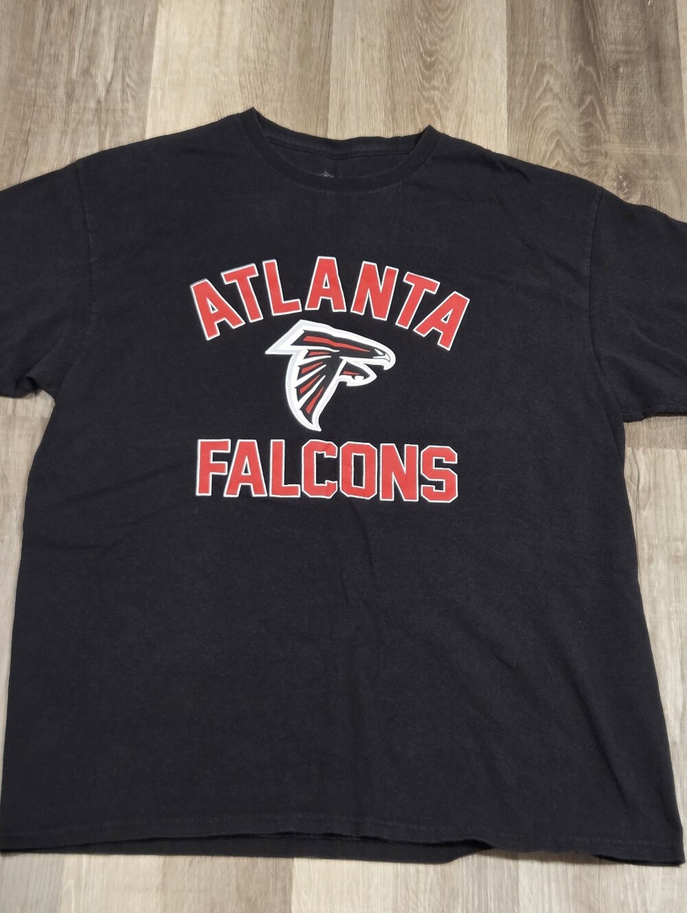 NFL Team Apparel Atlanta Falcons Size XL